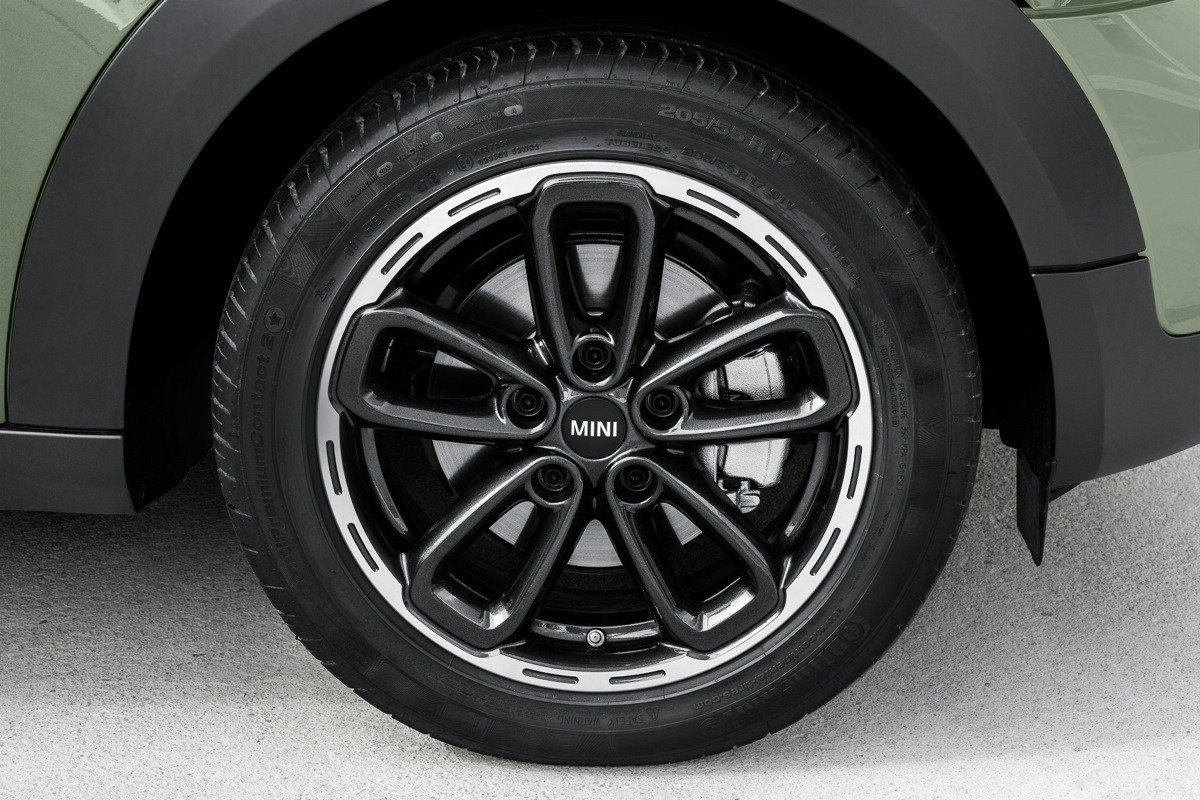 Nuevo MINI CountryMan 2014, leve actualización para el MINI más aventurero