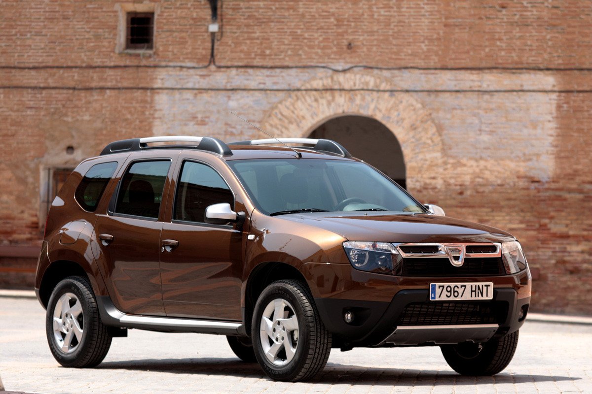 El Dacia Duster coche oficial del Eco Desafío Burn 2013