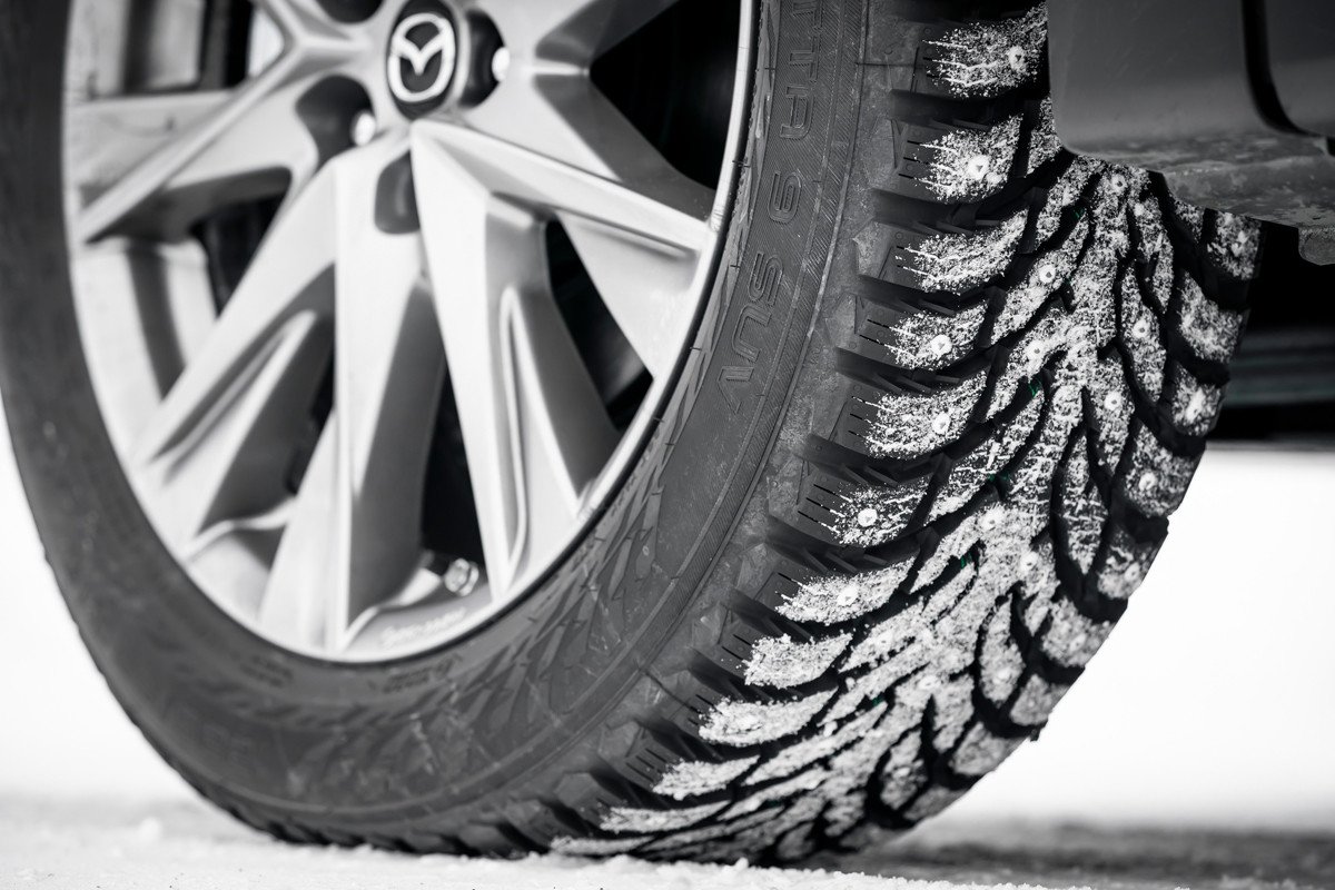 Vídeo: ruta extrema del Mazda CX-5 por el círculo polar ártico