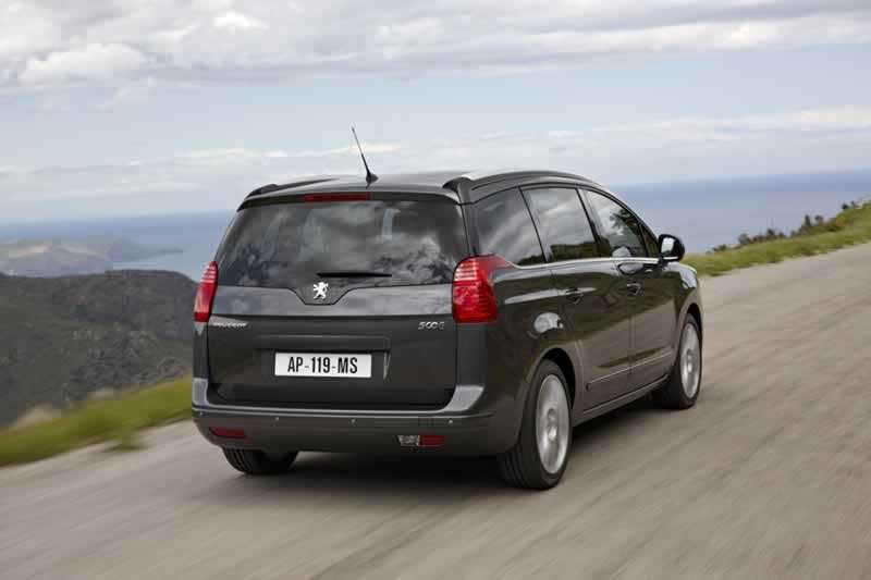 Peugeot 5008: Novedad para el Salón de Frankfurt