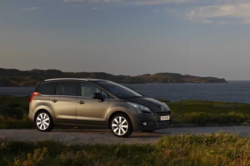 Peugeot 5008: Novedad para el Salón de Frankfurt