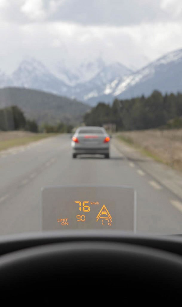 Sistema Head Up Display (HUD)