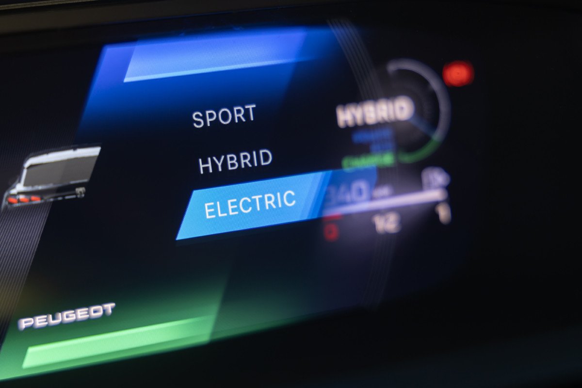 Prueba Peugeot 408