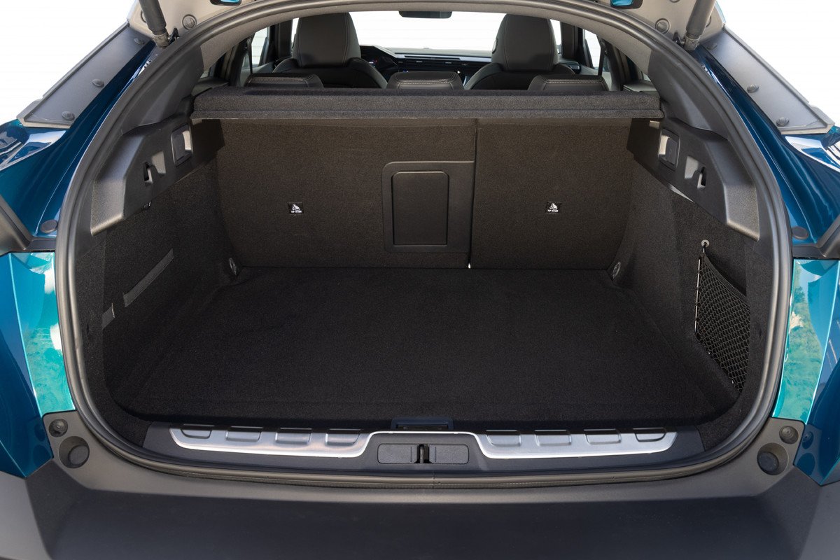 Prueba Peugeot 408