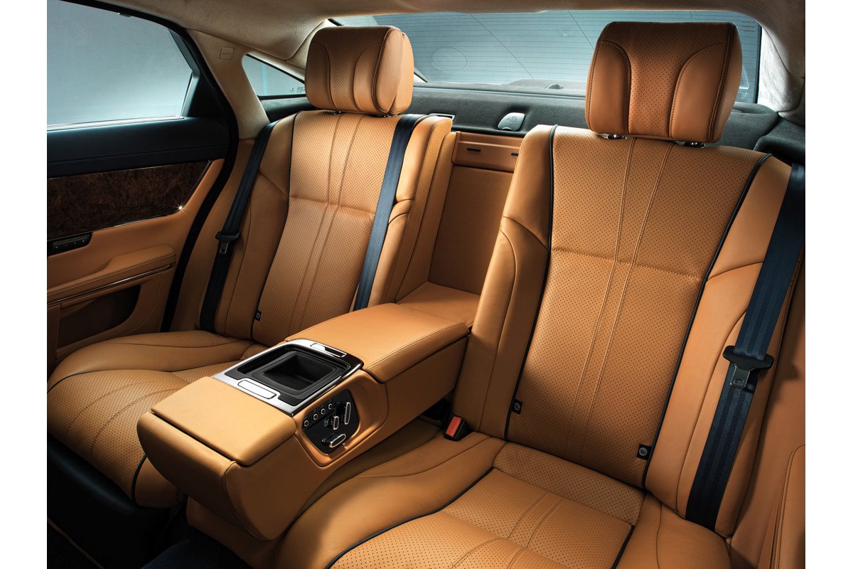 Jaguar presenta en Frankfurt su Jaguar XJ 2014, más lujoso y eficiente