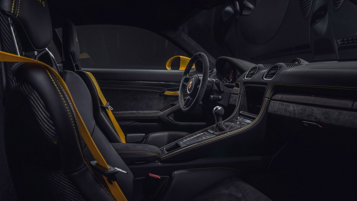 Nuevos Porsche 718 Spyder y 718 Cayman GT4