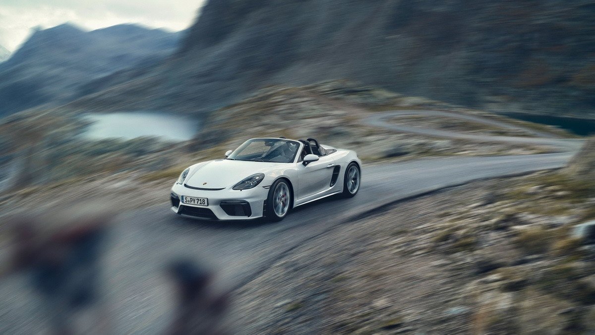 Nuevos Porsche 718 Spyder y 718 Cayman GT4