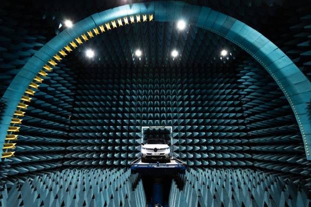 ¿Cómo es Aubevoye? Entramos en el centro secreto de pruebas de Renault