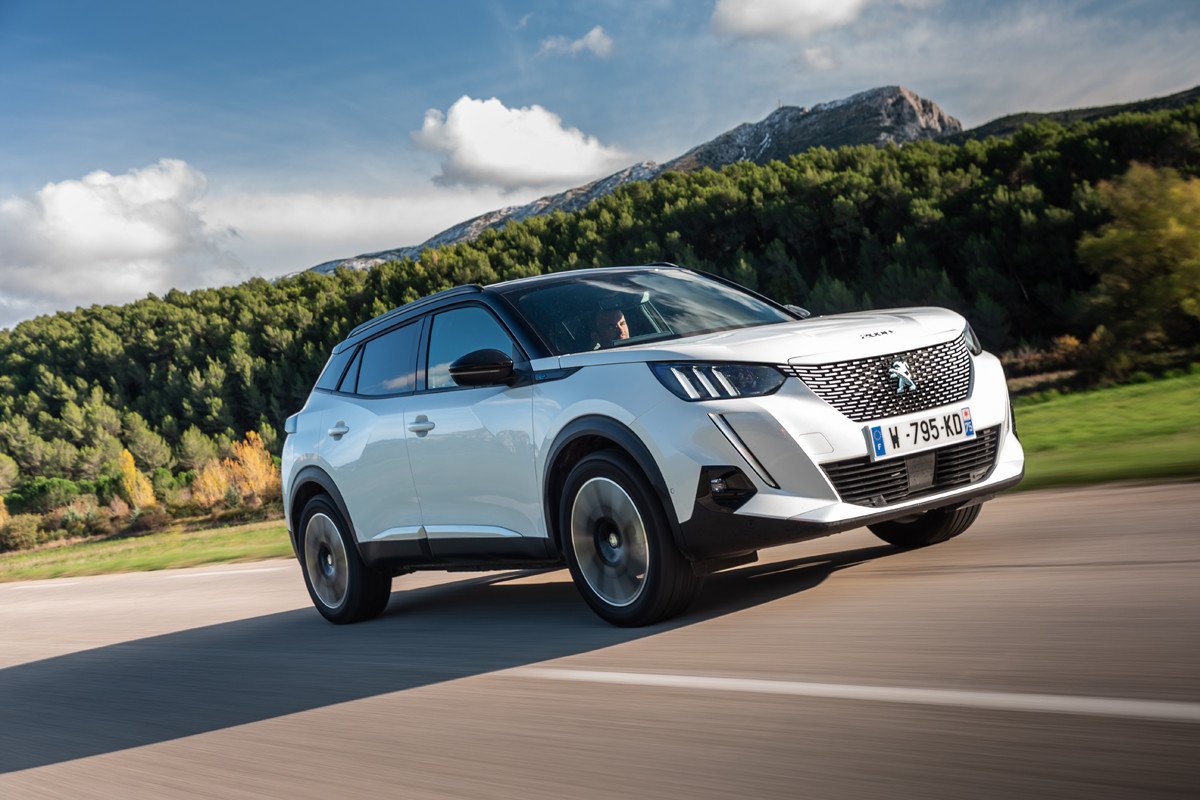 Prueba Peugeot e-2008: el SUV eléctrico que se fabrica en Vigo para todo el mundo