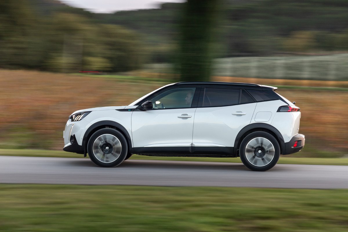 Prueba Peugeot e-2008: el SUV eléctrico que se fabrica en Vigo para todo el mundo