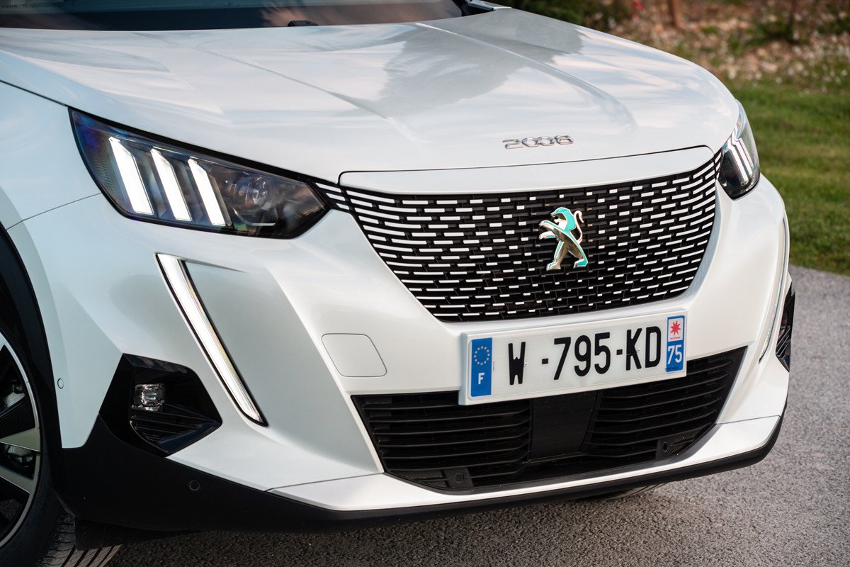 Prueba Peugeot e-2008: el SUV eléctrico que se fabrica en Vigo para todo el mundo