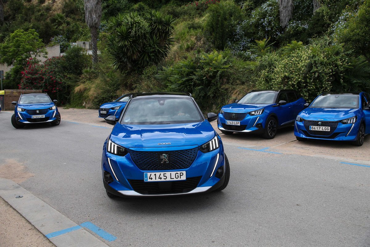 Prueba Peugeot e-2008: el SUV eléctrico que se fabrica en Vigo para todo el mundo