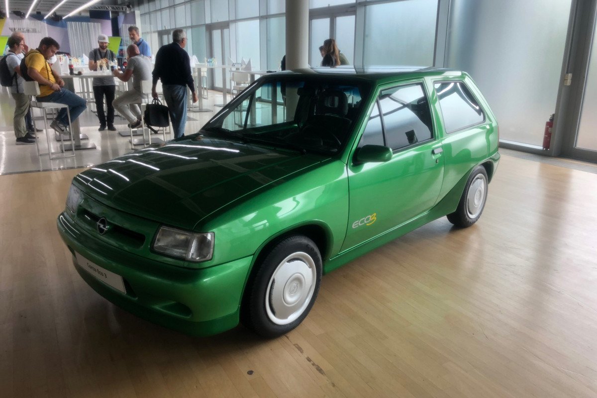 Prueba Opel Corsa clásicos: conducimos sus primeras generaciones en su 40 Aniversario