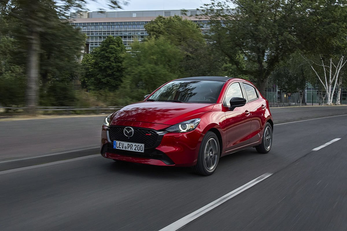 coche adecuado para ciudad mazda 2