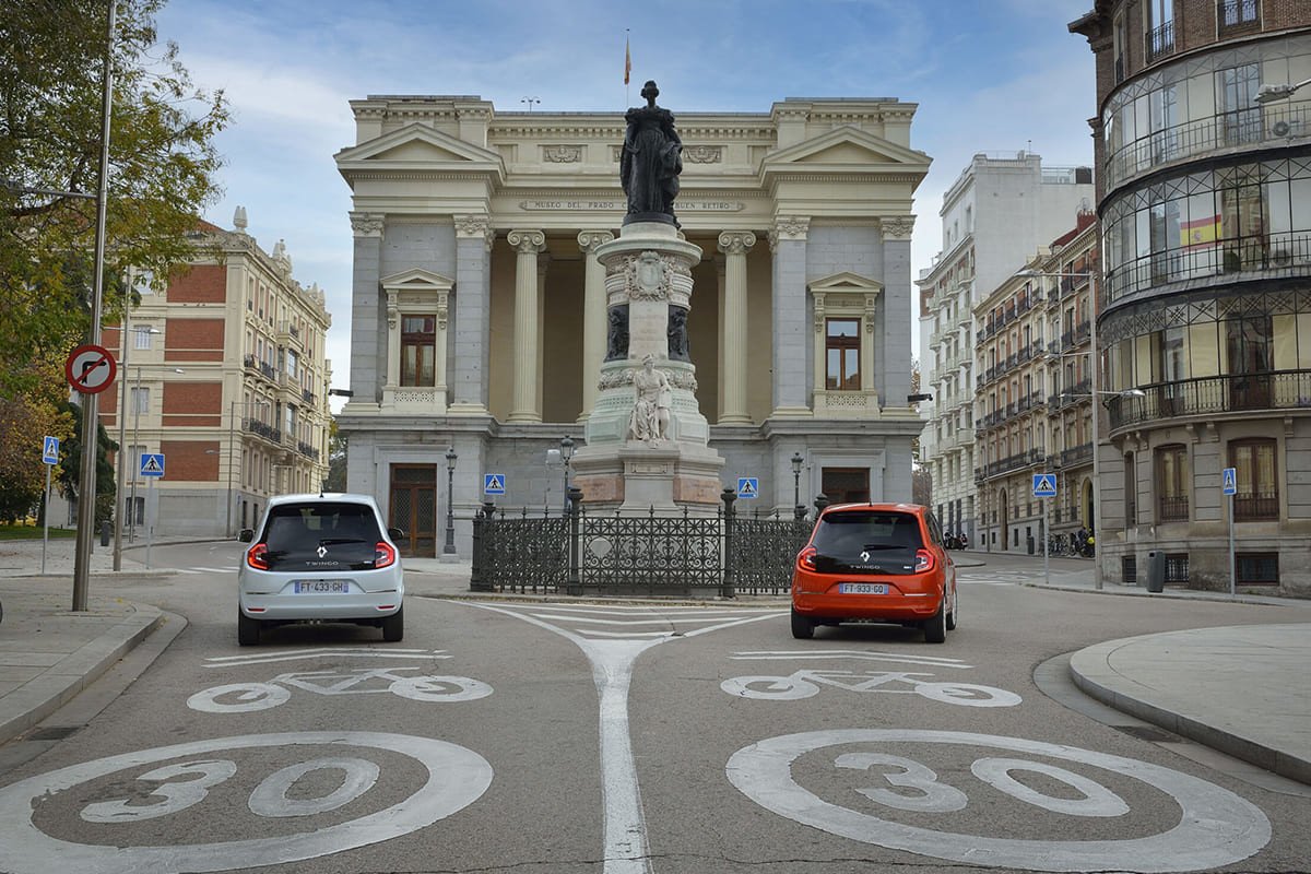 coche adecuado para ciudad renault twingo Electric