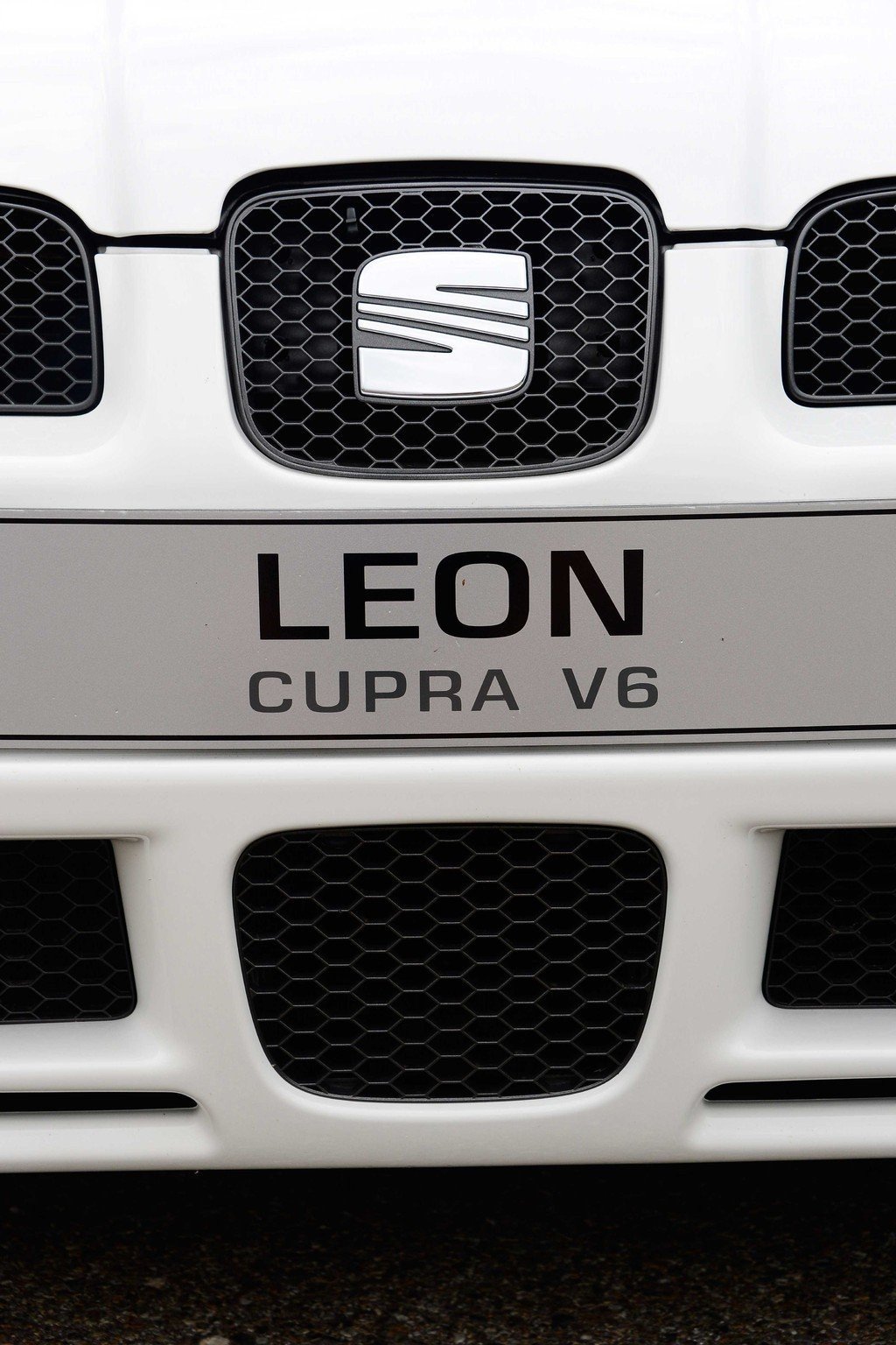 León CUPRA: la fiera de SEAT