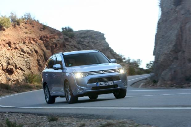 Mitsubishi Outlander PHEV: un híbrido enchufable a precio de diésel.
