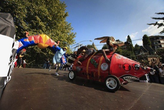 Los Autos Locos de Red Bull