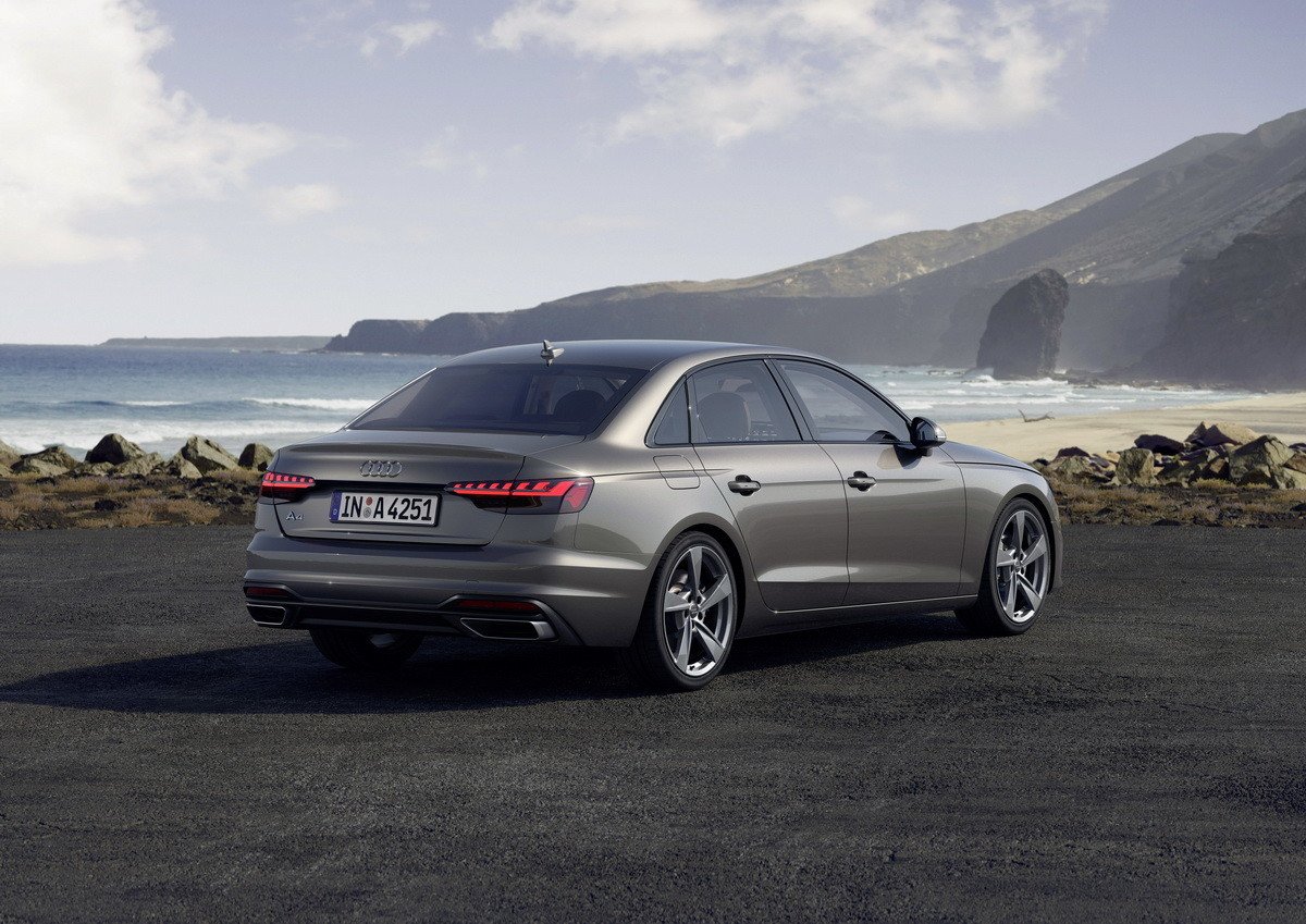 Nuevo Audi A4: más deportivo, más tecnológico, más eficiente