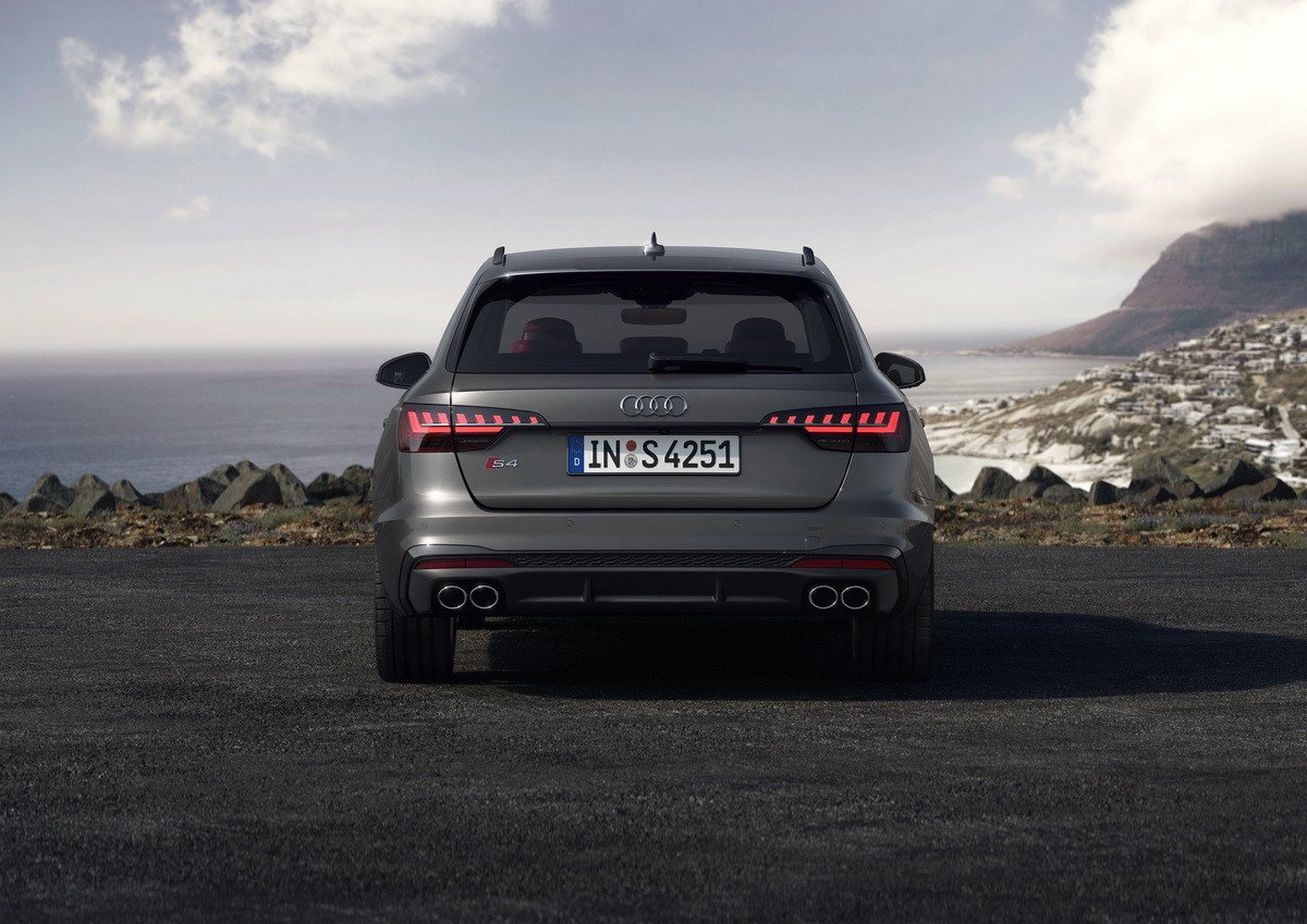 Nuevo Audi A4: más deportivo, más tecnológico, más eficiente