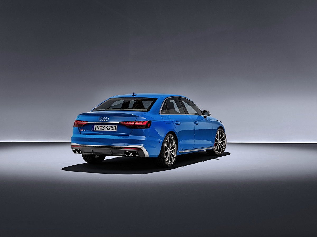 Nuevo Audi A4: más deportivo, más tecnológico, más eficiente