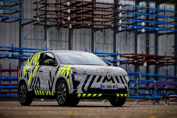 Renault Palencia quiere contratar a más de 800 trabajadores en septiembre 