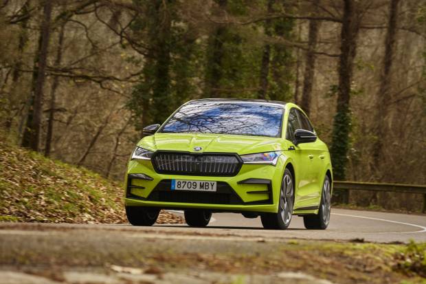 Prueba y opinión Skoda Enyaq Coupé iV: precios actuales y la versión más potente, RS