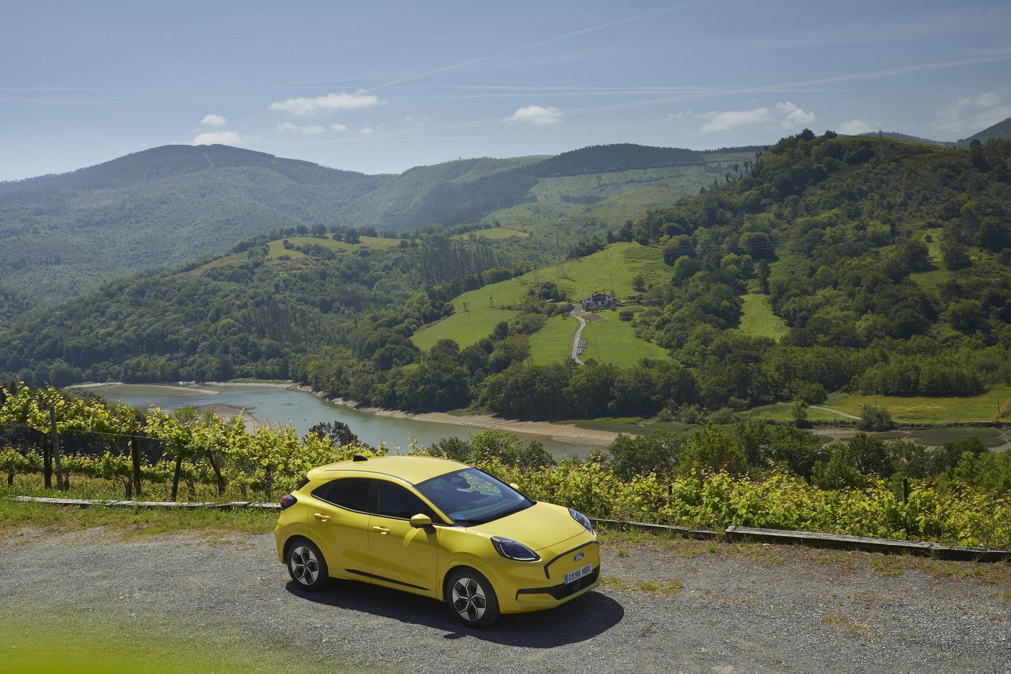 Prueba y opinión Ford Puma eléctrico: el Gen-E desde 125 euros al mes líder en espacio 