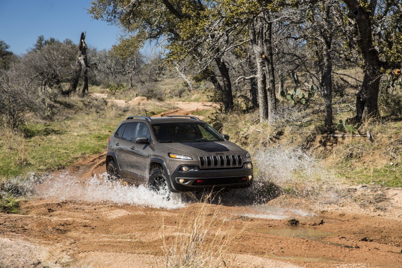 Jeep Cherokee 2013, un SUV para no temer al campo