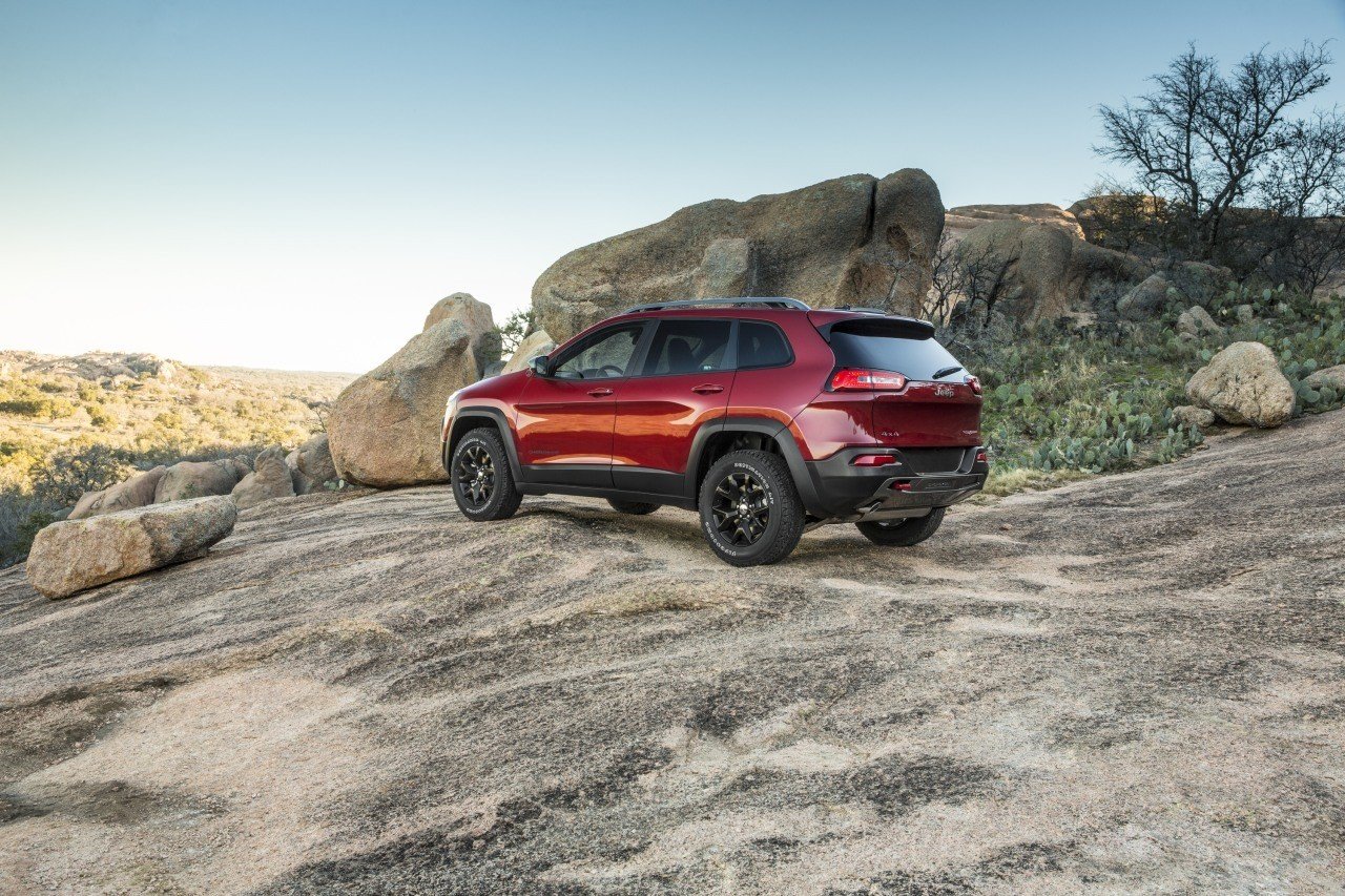 Jeep Cherokee 2013, un SUV para no temer al campo