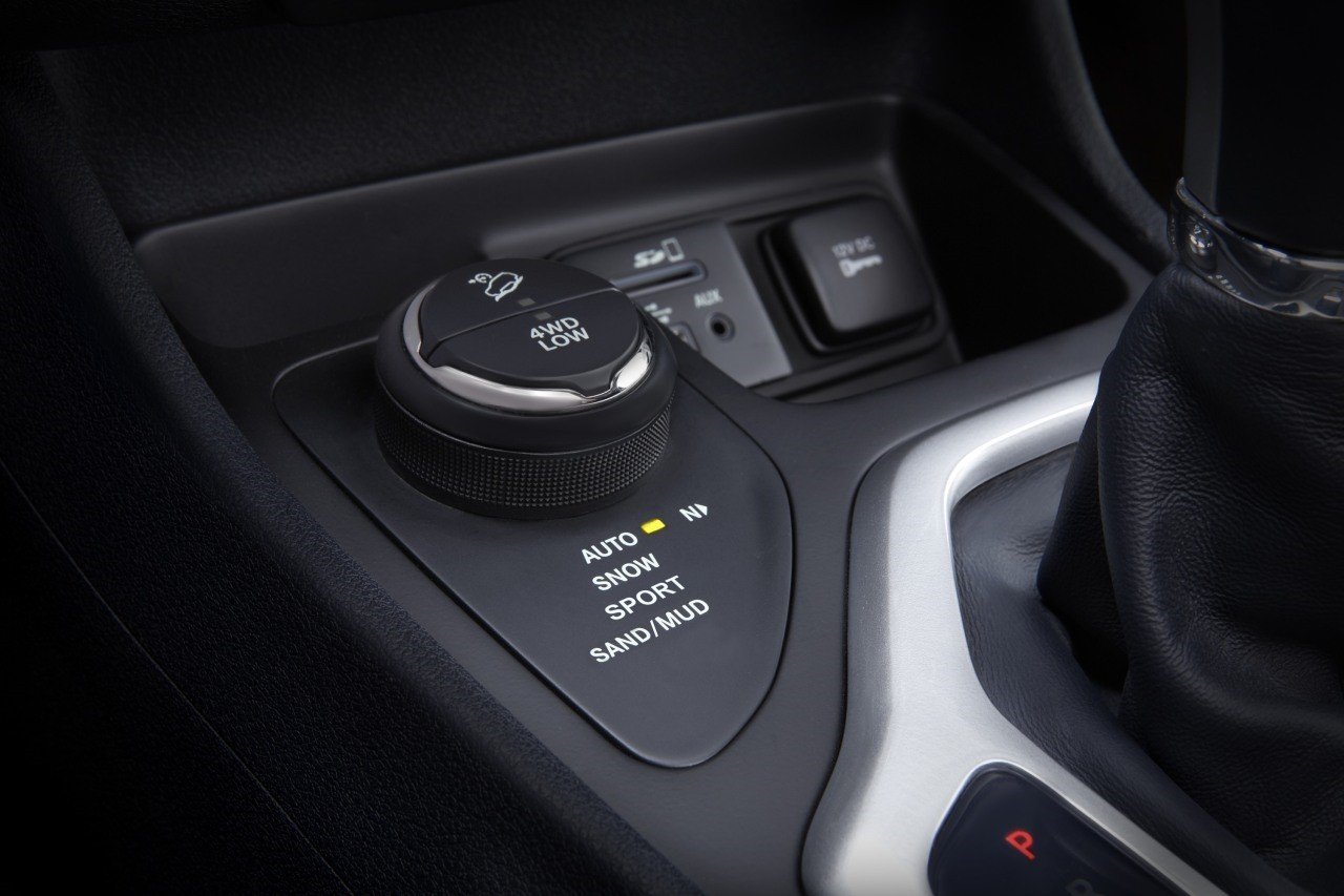 Jeep Cherokee 2013, un SUV para no temer al campo