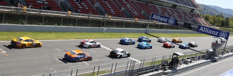 Porsche reúne 406 modelos en el Espíritu de Montjuic