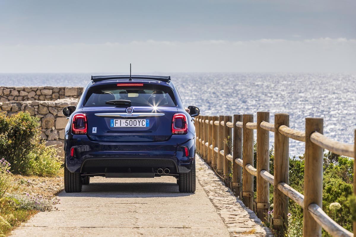 Fiat 500C y 500X Yachting: nuevas ediciones con guiños al mar y sin techo