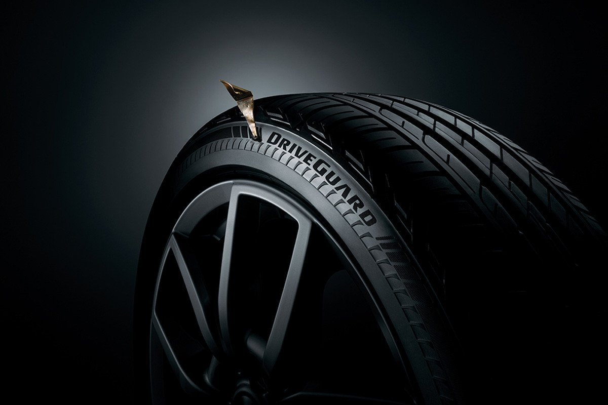 Nuevos Bridgestone DriveGuard, circula 80 km pinchado