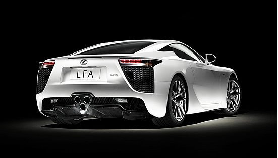 Lexus LFA: ¿es tan bueno como para costar 411.000 euros?