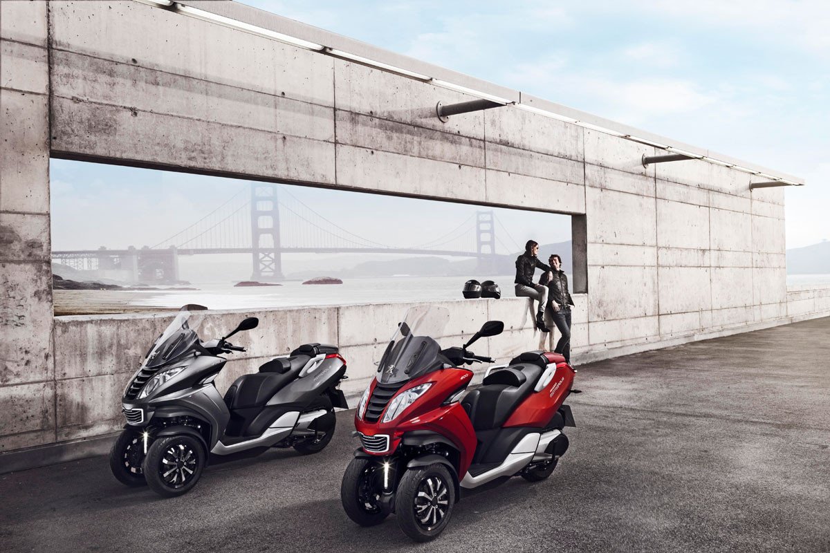 Peugeot Metropolis: Se conduce con carnet de coche