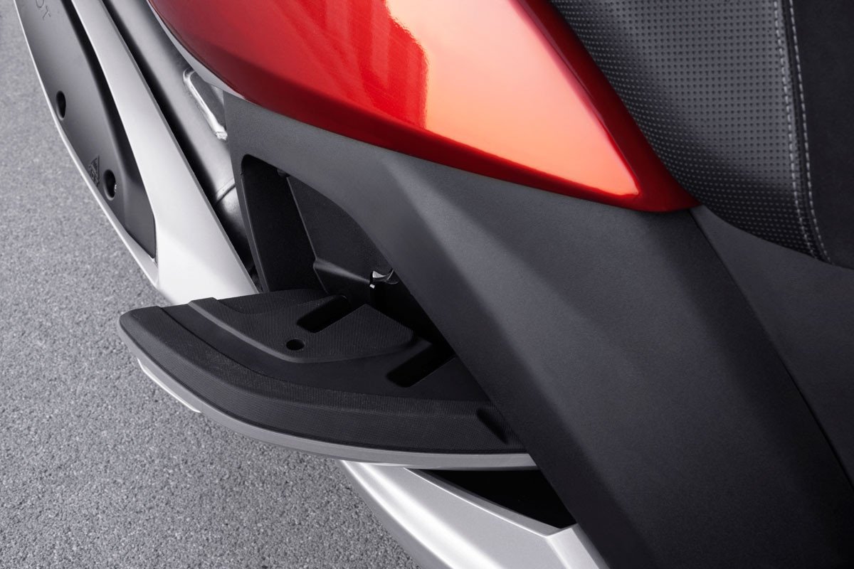 Peugeot Metropolis: Se conduce con carnet de coche