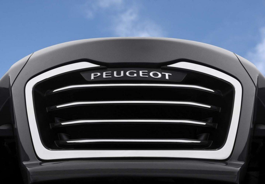 Peugeot Metropolis: Se conduce con carnet de coche