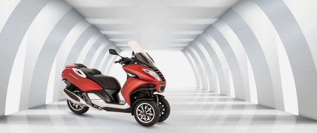 Peugeot Metropolis: Se conduce con carnet de coche