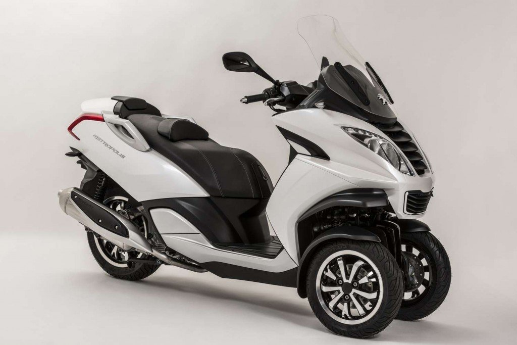 Peugeot Metropolis: Se conduce con carnet de coche