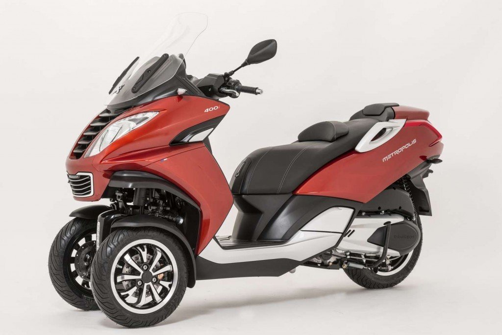 Peugeot Metropolis: Se conduce con carnet de coche
