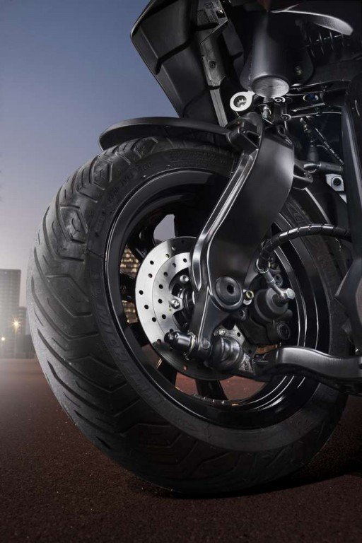 Peugeot Metropolis: Se conduce con carnet de coche