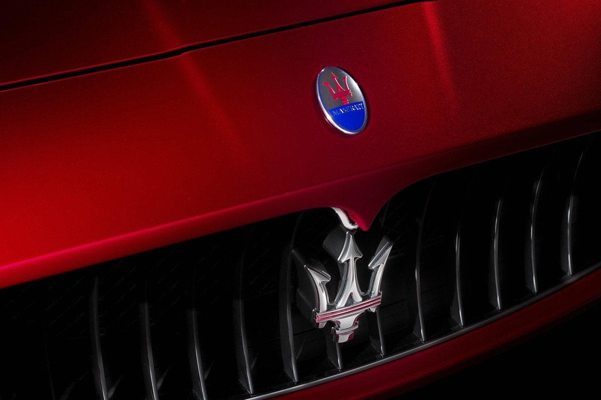Maserati presenta los GranTurismo y GranCabrio Centennial Edition