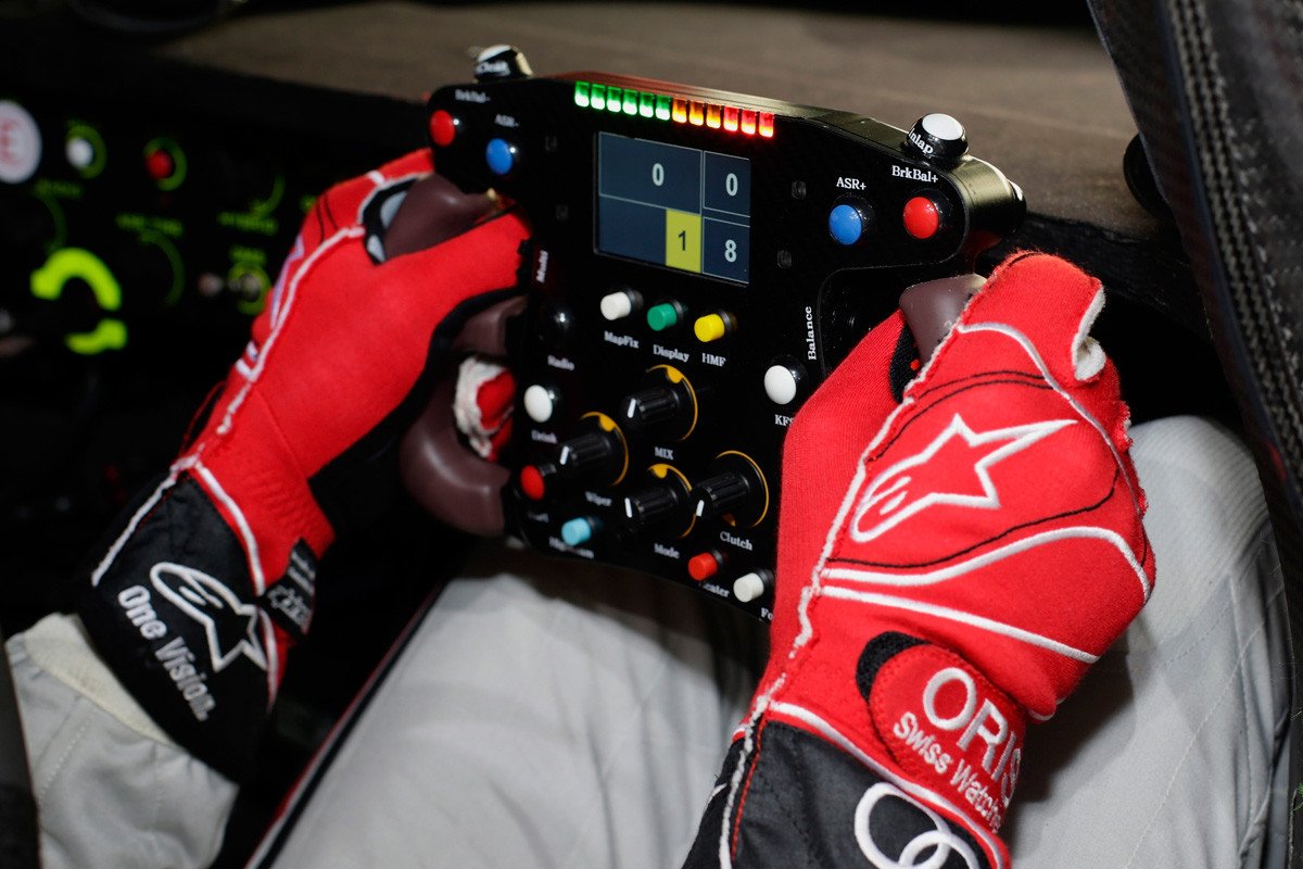 Marc Gené sustituirá a Loïc Duval en las 24 Horas de Le Mans
