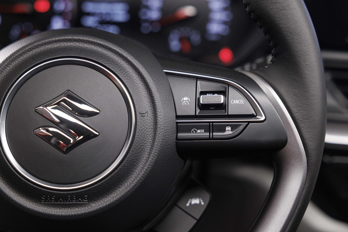 Nuevo Suzuki Swift 2024: precios y datos de un coche urbano con etiqueta ECO