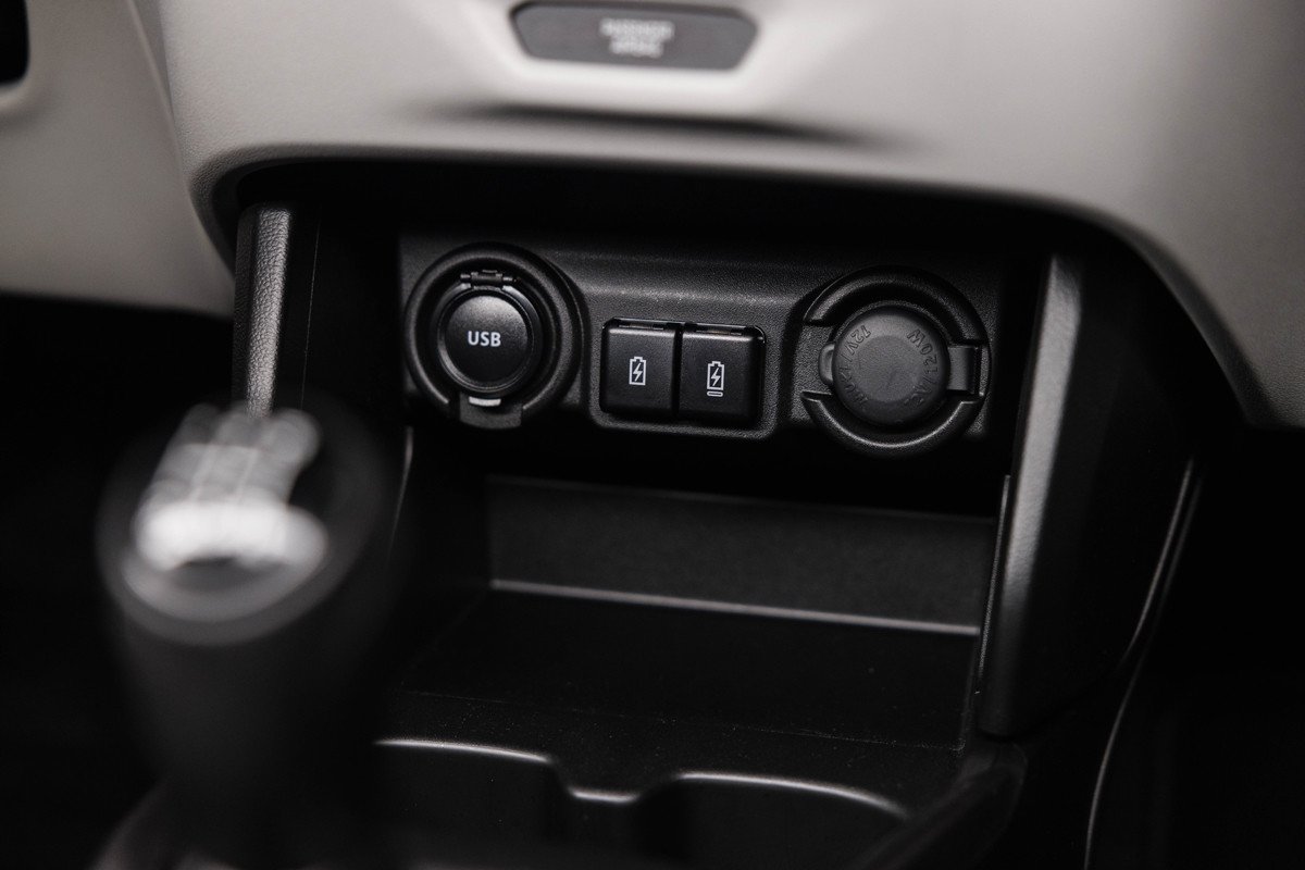 Nuevo Suzuki Swift 2024: precios y datos de un coche urbano con etiqueta ECO