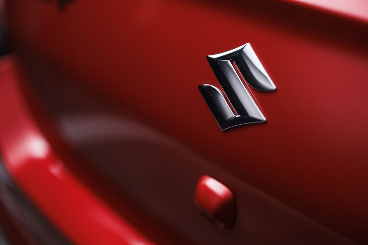 Nuevo Suzuki Swift 2024: precios y datos de un coche urbano con etiqueta ECO