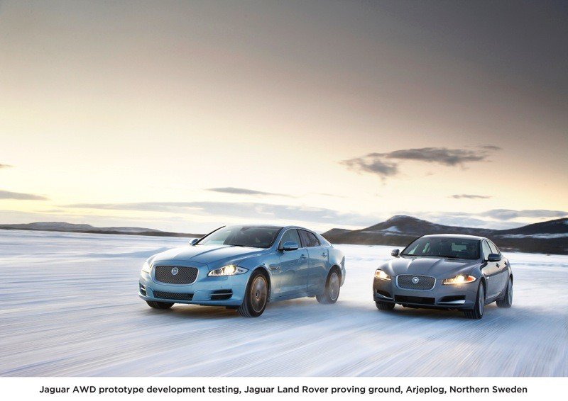 Jaguar se apunta a la tracción total en sus XF y XJ