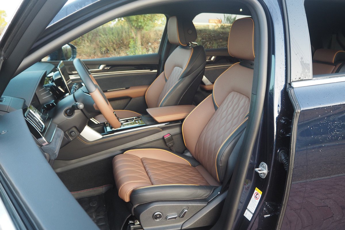 Prueba y opinión del BYD Tang: interior, autonomía, precio y sus principales rivales