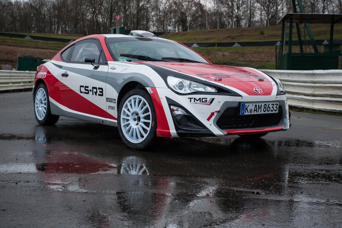 Toyota quiere volver a los rallys… con tracción trasera